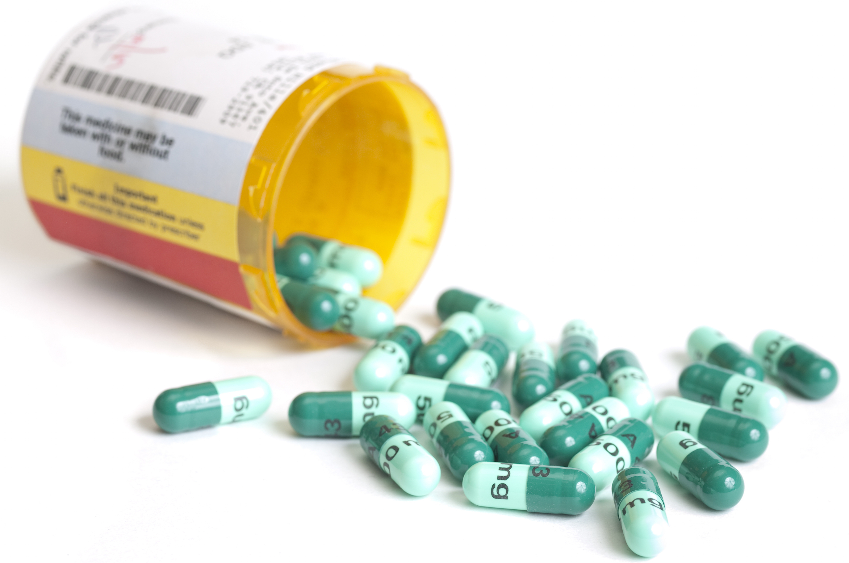 6-reasons-to-avoid-antibiotics-mama-s-chiropractic